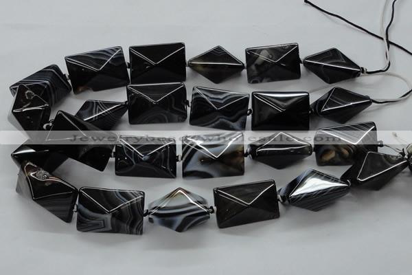 CAA292 15.5 inches 20*20*30mm black line agate gemstone beads