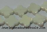 CAG3425 15.5 inches 14*14mm flower white agate gemstone beads