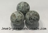 CDN1101 30mm round kiwi jasper decorations wholesale