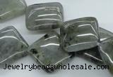 CLB119 15.5 inches 18*18mm diamond labradorite gemstone beads wholesale