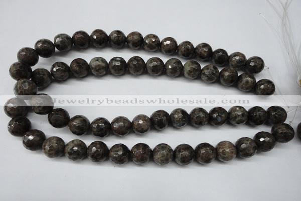 CLB405 15.5 inches 14mm faceted round grey labradorite beads