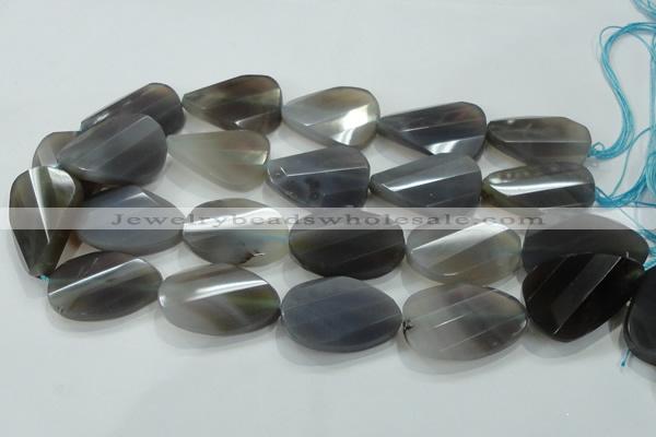 CNG486 15.5 inches 25*35mm twisted & faceted nuggets grey agate beads