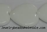 CPB109 15.5 inches 35*35mm heart white porcelain beads wholesale