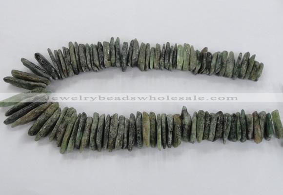 CTD1632 Top drilled 5*20mm - 8*40mm sticks green kyanite beads