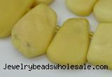 CTD3572 Top drilled 15*18mm - 22*30mm freeform yellow jade beads