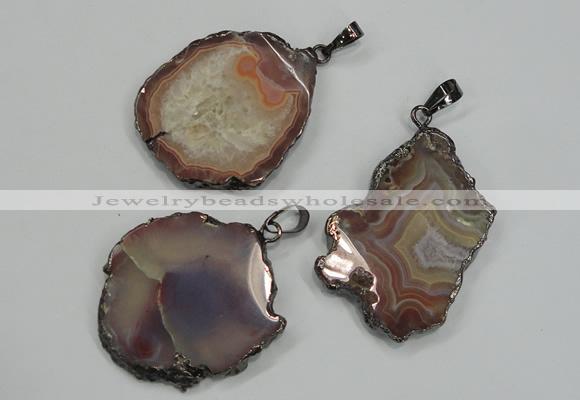 NGP1284 30*40mm – 35*45mm freeform agate pendants with brass setting